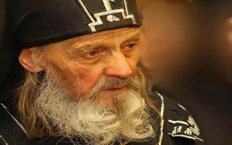 «Χάος» από τον Γέροντα Ιωνά της Οδησσού : «Θα είναι γεμάτο αίμα και...» - Η προφητεία που θα ανατρέψει τα πάντα 