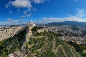 6 σημεία της Αθήνας για να δεις το ηλιοβασίλεμα κρατώντας μπύρα ή σουβλάκι