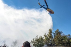 Φωτιά στις Σέρρες: Κινητοποιήθηκε η Πυροσβεστική με 1 ελικόπτερο