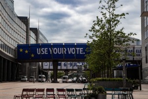Ευρωεκλογές 2024: Η πρώτη εκτίμηση για την νέα σύνθεση του Ευρωκοινοβουλίου - Σημαντική η ανταπόκριση στην επιστολική ψήφο στην Ελλάδα