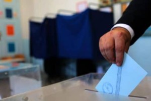 Ροδόπη: Χειροπέδες σε υποψήφιο ευρωβουλευτή που μοίραζε σταυρωμένα ψηφοδέλτια