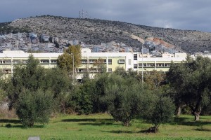 Στον Εισαγγελέα ο τρόφιμος που σκότωσε τη 44χρονη στο Δαφνί: Εντολή να αναζητηθεί το πώς έφτασε στο φονικό