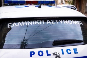 Συναγερμός στο κέντρο της Αθήνας: Νεκρή γυναίκα στο σπίτι της και σύλληψη 56χρονου συγγενούς της!