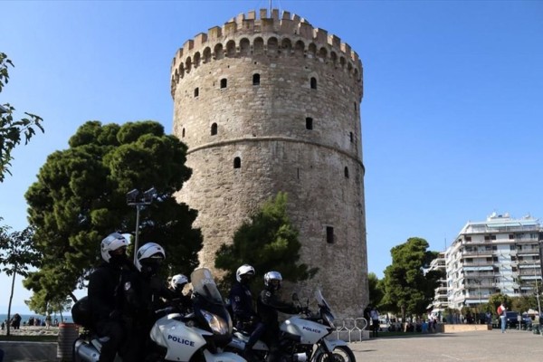 Συναγερμός στη Θεσσαλονίκη: Βρέθηκαν ανθρώπινα οστά σε παραλία - Άγνωστη η προέλευση τους