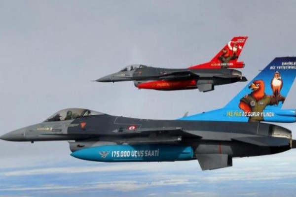 Υπερπτήσεις τουρκικών F-16 πάνω από Οινούσσες και Παναγιά