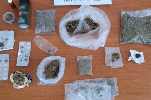 Μεσσηνία: Συνέλαβαν 14 άτομα για ναρκωτικά σε κάμπινγκ