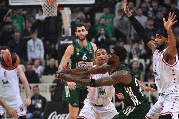 Παναθηναϊκός - Αρμάνι Μιλάνο 90-77: Τέταρτη σερί νίκη με υπογραφή Μπέικον για το τριφύλλι