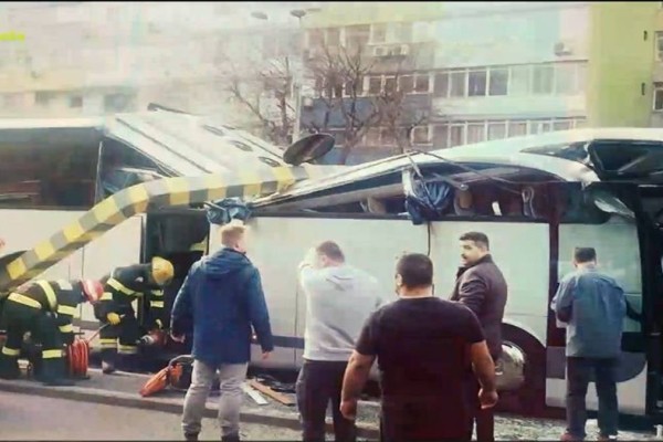 Δυστύχημα στη Ρουμανία: Ο οδηγός του μοιραίου λεωφορείου σπάει τη σιωπή του – Όλα έγιναν σε ένα δευτερόλεπτο