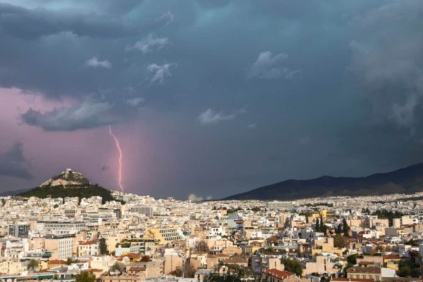 Έκτακτο δελτίο επιδείνωσης του καιρού: Έρχονται βροχές και καταιγίδες