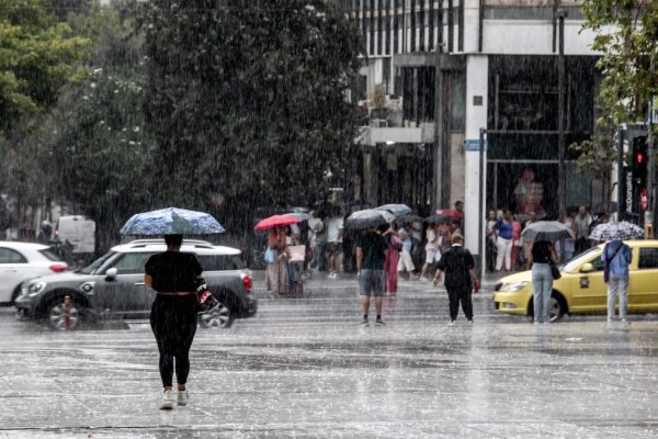 Φθινόπωρο... από τα παλιά ο καιρός: Έρχονται βροχές και «βουτιά» της θερμοκρασίας- Τέλος τα 30άρια την επόμενη εβδομάδα