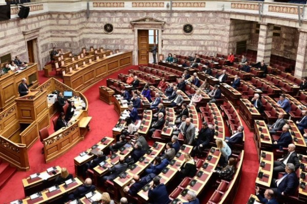 Καταδικάστηκε Έλληνας βουλευτής για την συνταγογράφηση φαρμάκων που περιείχαν ναρκωτικές ουσίες