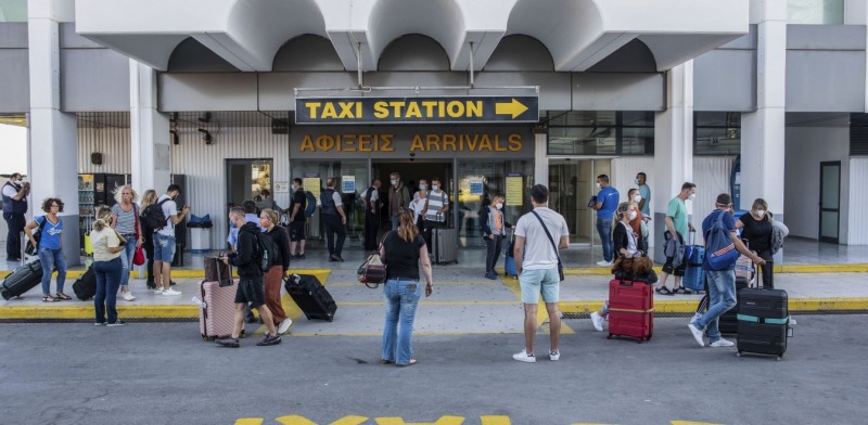 Γιατί μόνο με Green Pass οι μετακινήσεις στα νησιά