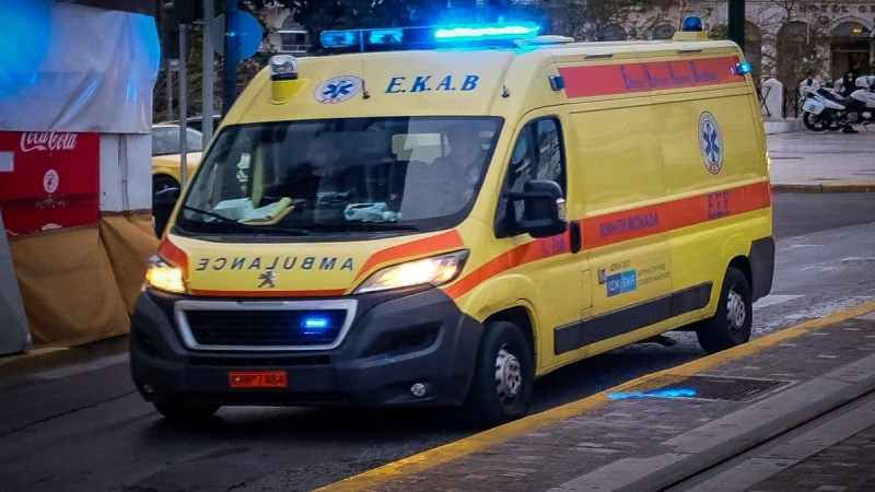  Ηράκλειο: Στο νοσοκομείο 31χρονος μετά από καυγά με την πρώην σύζυγό του - Τον κλώτσησε και έπεσε από τις σκάλες