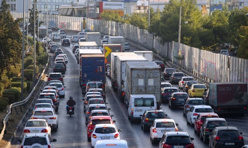 Τροχαίο στην Εθνική Αθηνών – Λαμίας – Μεγάλο μποτιλιάρισμα στον Κηφισό