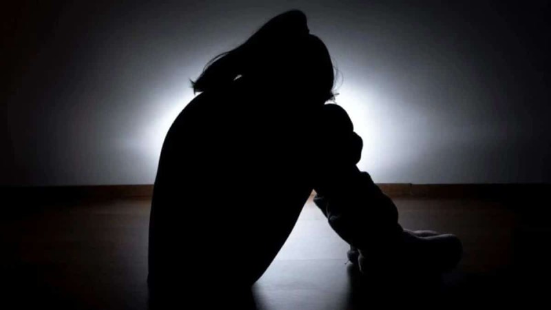 Φρίκη στα Πετράλωνα: Τα SMS που έστελνε η 22χρονη στον πατέρα της - Τα «κενά» των Αρχών και η αποκάλυψη πρώην καθηγητή