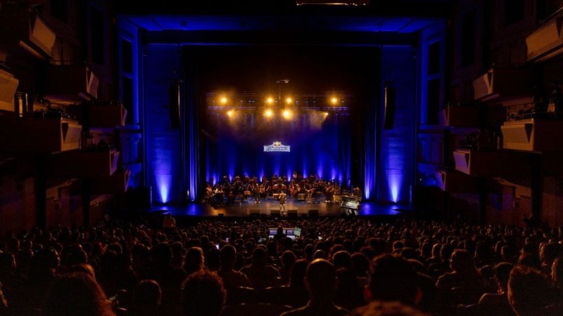 Red Bull Symphonic: Ο 12ος Πίθηκος έρχεται στο Μέγαρο Μουσικής και εσύ απλά δεν πρέπει να το χάσεις!