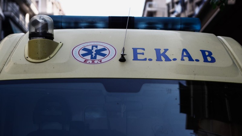 Σοβαρό τροχαίο στη Θεσσαλονίκη: Αυτοκίνητο χτύπησε και παρέσυρε ποδηλάτη – Νοσηλεύεται σε κρίσιμη κατάσταση ο 17χρονος (video)