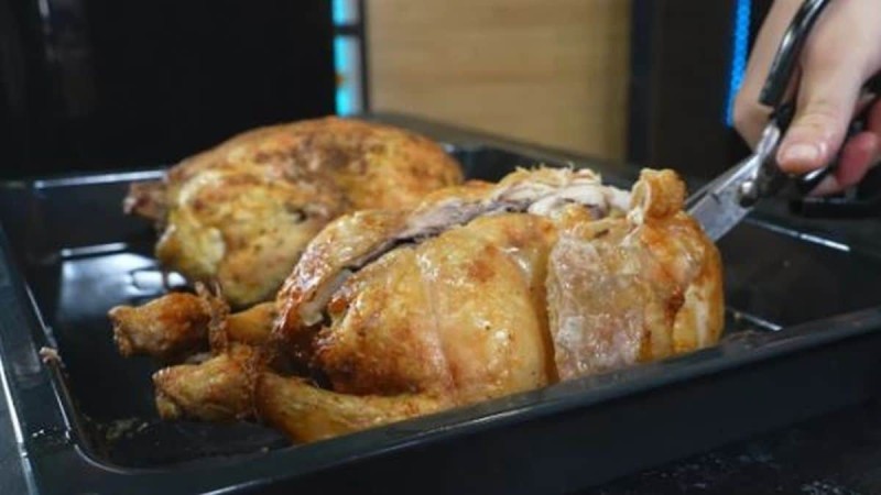 Κοτόπουλο στο Air Fryer: Ζουμερό και πεντανόστιμο, εύκολα και γρήγορα (video)