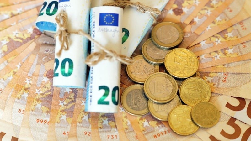 50.000 ευρώ σε μία τσέπη – Ο μεγάλος νικητής της φορολοταρίας Μαΐου