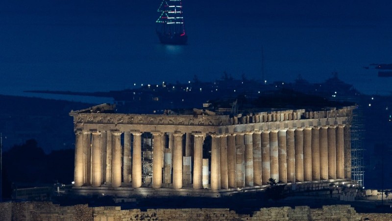 Η Φωτογραφία της Ημέρας: Σαγηνευτική νυχτερινή Αθήνα!