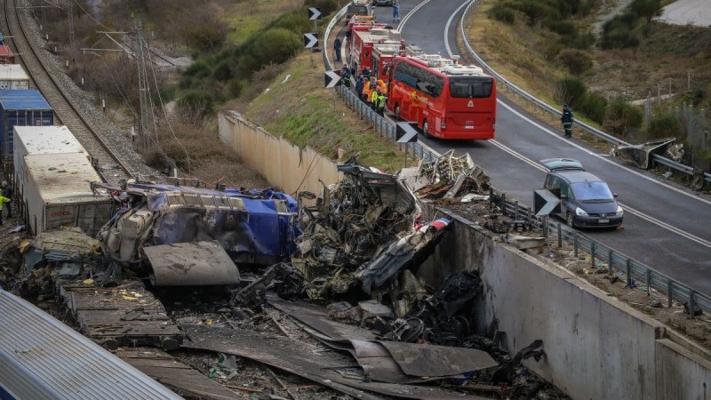 Ελεύθερος με περιοριστικούς όρους αναμένεται να αφεθεί τις επόμενες ημέρες ο 60χρονος σταθμάρχης από τη Λάρισα, ο μόνος που παραμένει