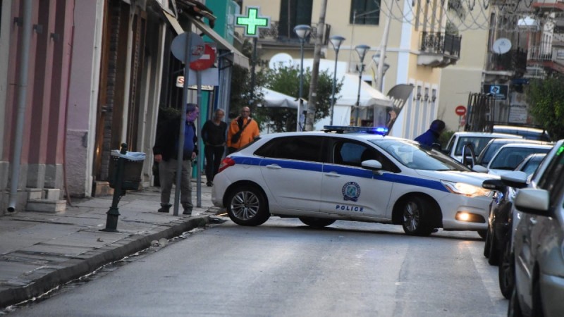 Σοκ στην Πετρούπολη - Μαχαίρωσαν 13χρονο παιδί