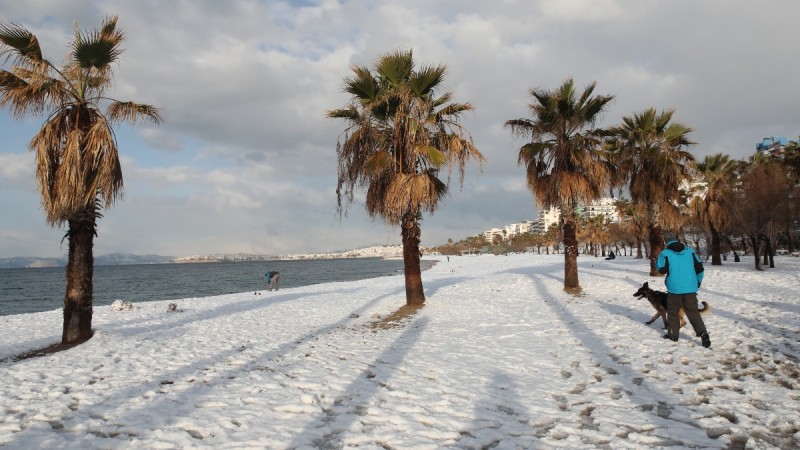 Θα βρει... θάλασσα η κακοκαιρία Coral: Τα χειρότερα είναι μπροστά - «Χιόνια μέχρι τα δίκτυα του ψαρά»