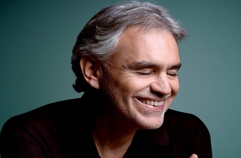 Ο Andrea Bocelli επιστρέφει στην Αθήνα και στη σκηνή του Ωδείου Ηρώδου του Αττικού